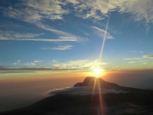 kilimanjaro-574299_640